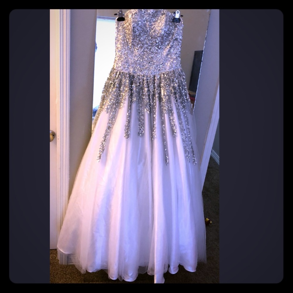 Nina Canacci Wedding dress.